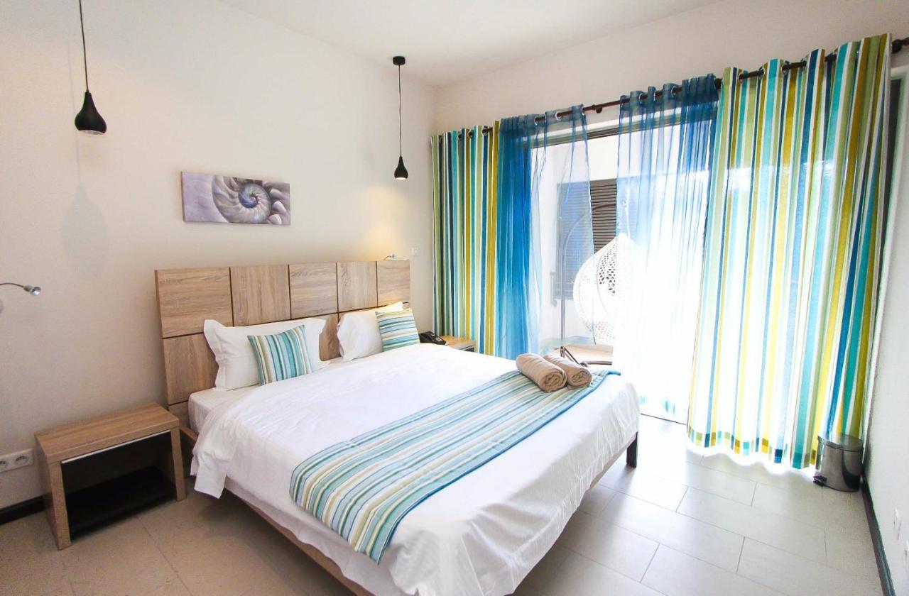 Nitzana Residences & Restaurant Pereybere Beach Bagian luar foto