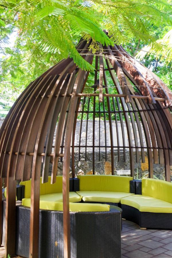 Nitzana Residences & Restaurant Pereybere Beach Bagian luar foto