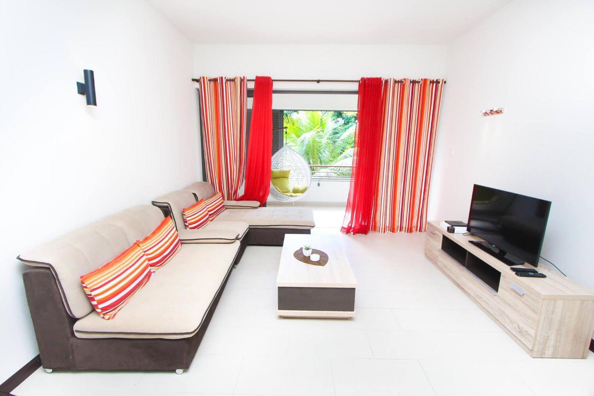 Nitzana Residences & Restaurant Pereybere Beach Ruang foto