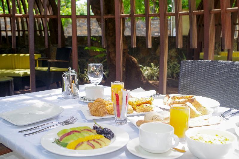 Nitzana Residences & Restaurant Pereybere Beach Bagian luar foto