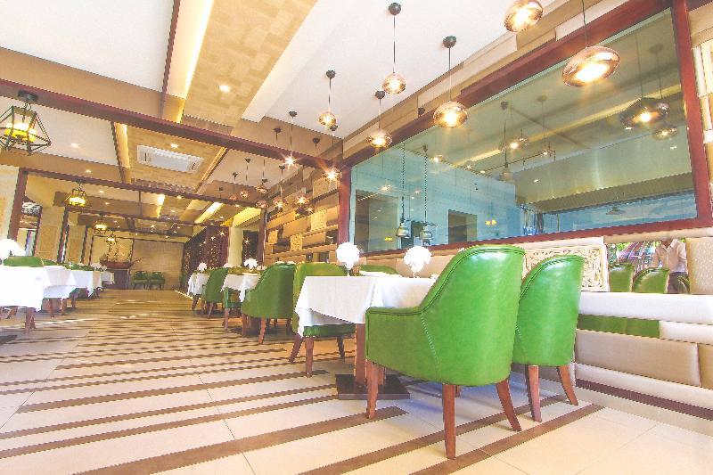 Nitzana Residences & Restaurant Pereybere Beach Bagian luar foto
